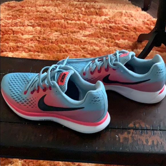 Nike Shoes - Nike Zoom Shoes